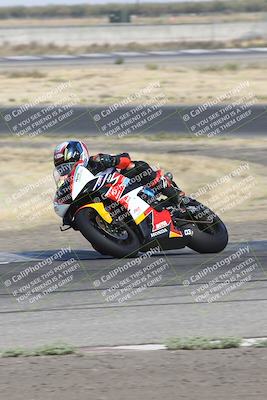 media/Sep-07-2024-Pacific Track Time (Sat) [[9bb89f5e83]]/B group/Phone Wall Papers 920am/